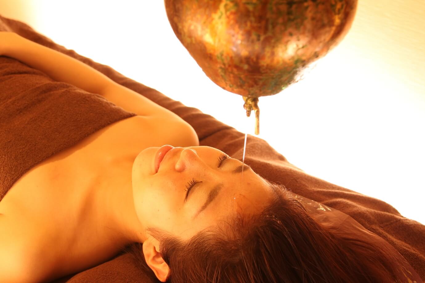 主要サービス｢アーユルヴェーダ」とは